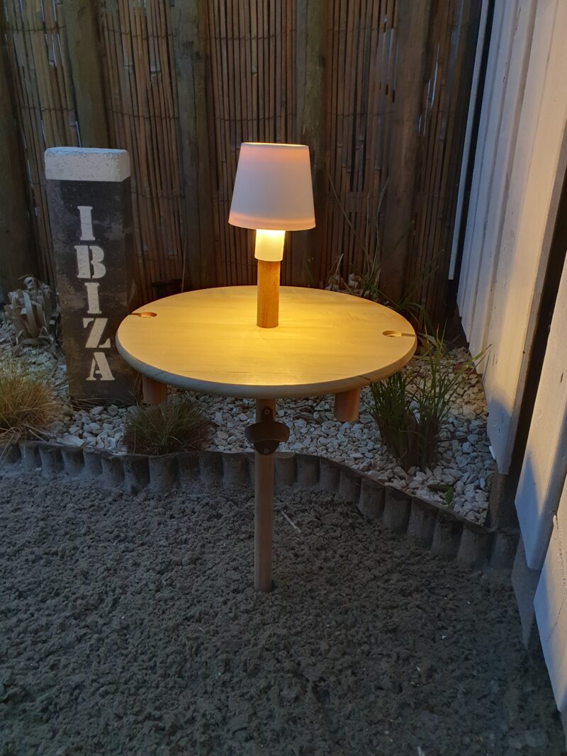 Picknick plank met meerkleuren lamp